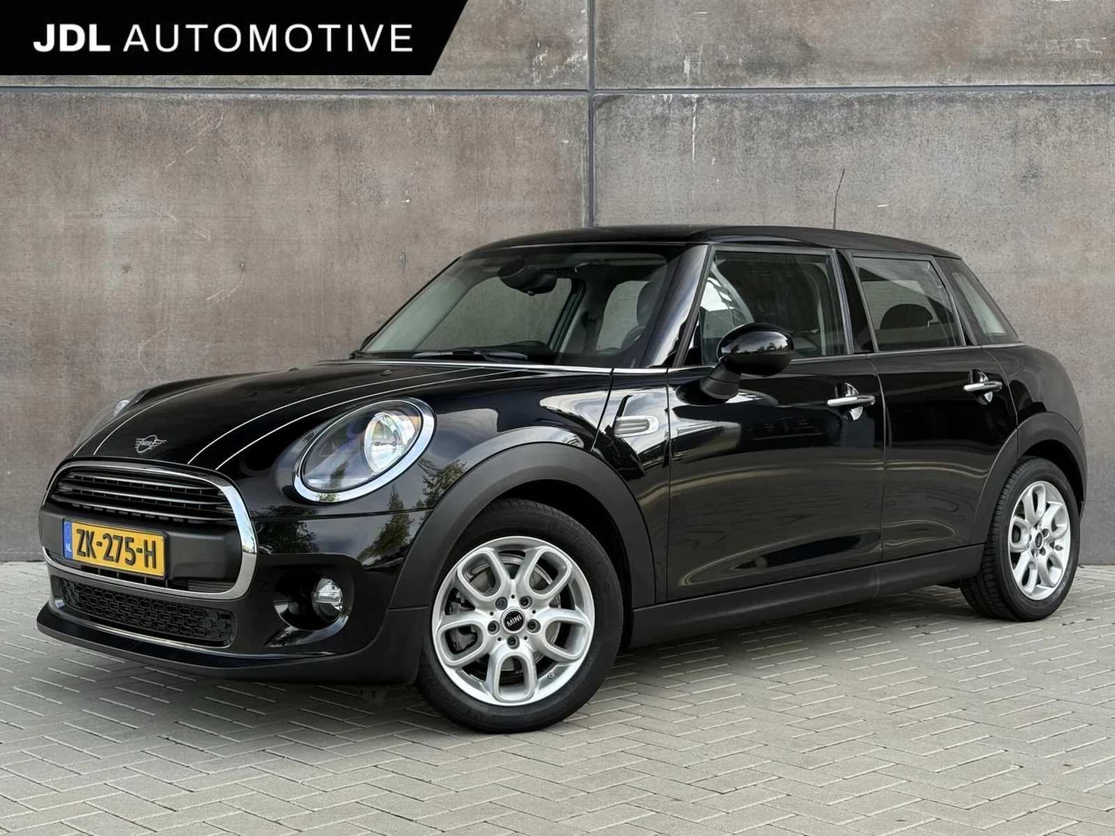 MINI One (2019) — foto 1