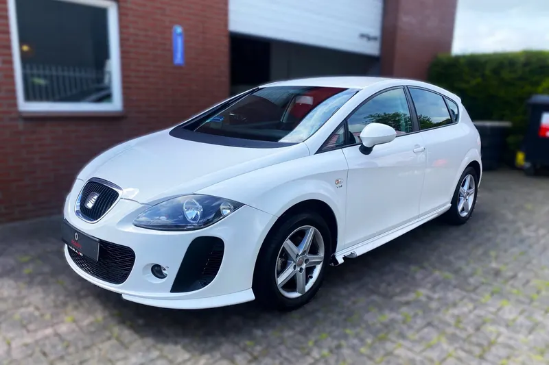 SEAT Leon (2011)