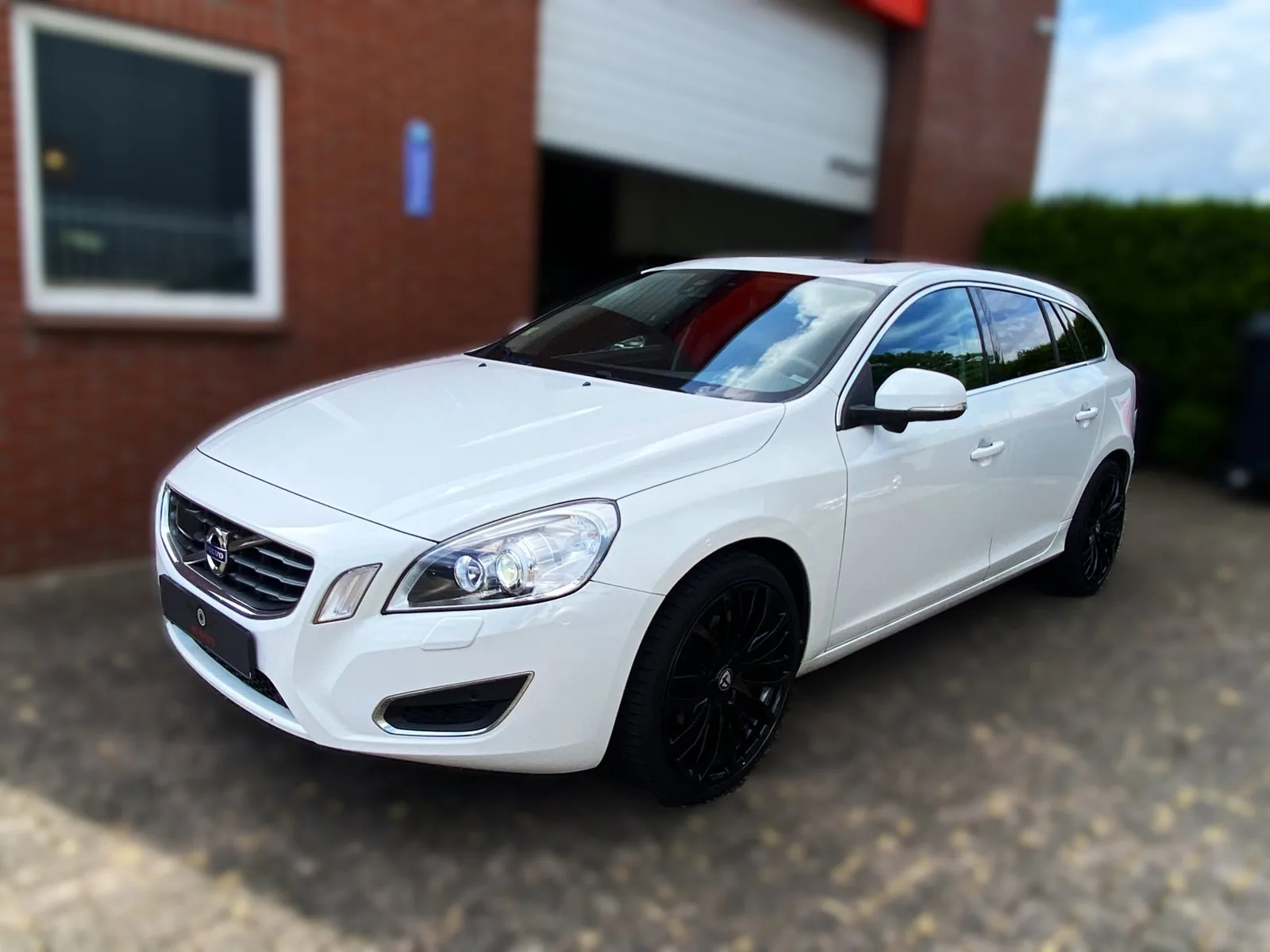 Volvo V60 (2011) — foto 1