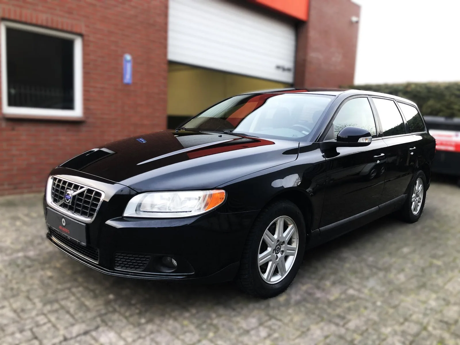 Volvo V70 (2009) — foto 1