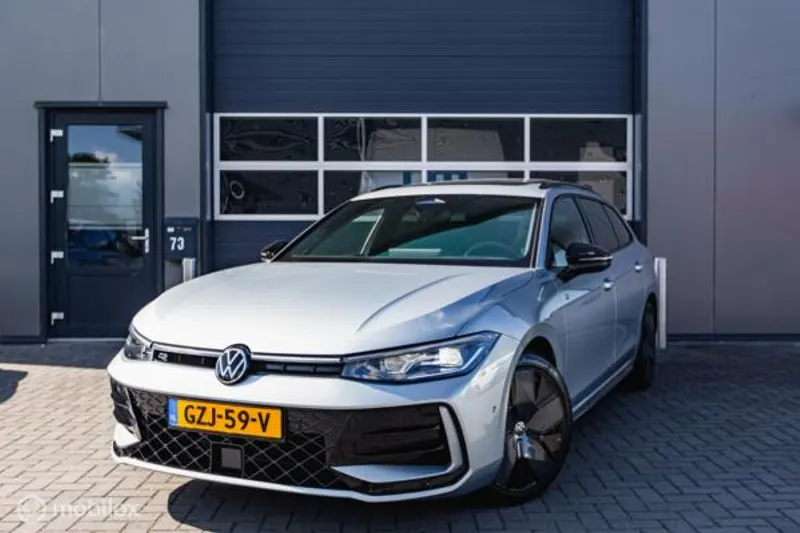 Volkswagen Passat (2024)