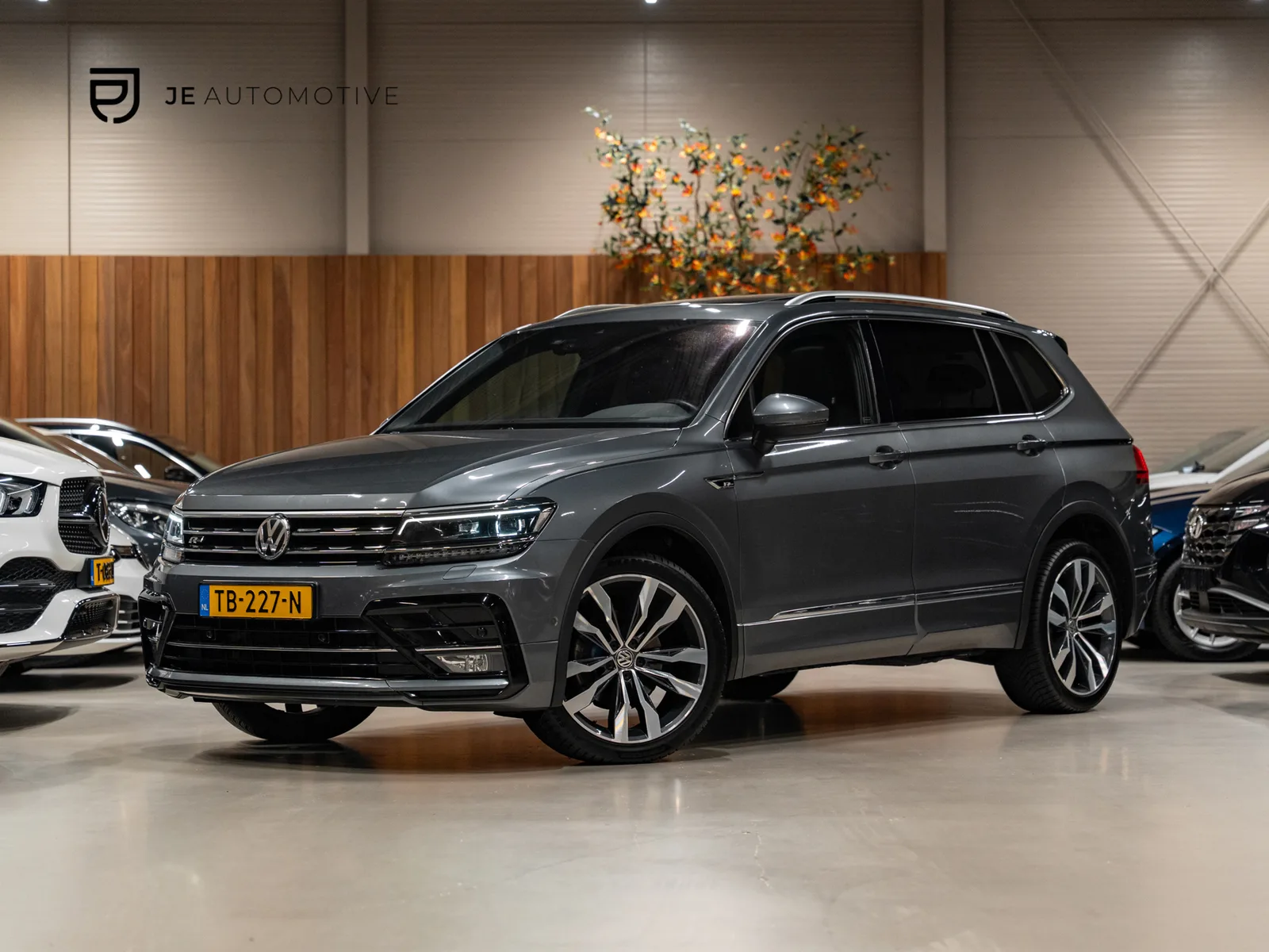 Volkswagen Tiguan All-Space (2018) — foto 1