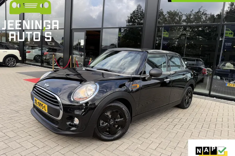 MINI One (2016)