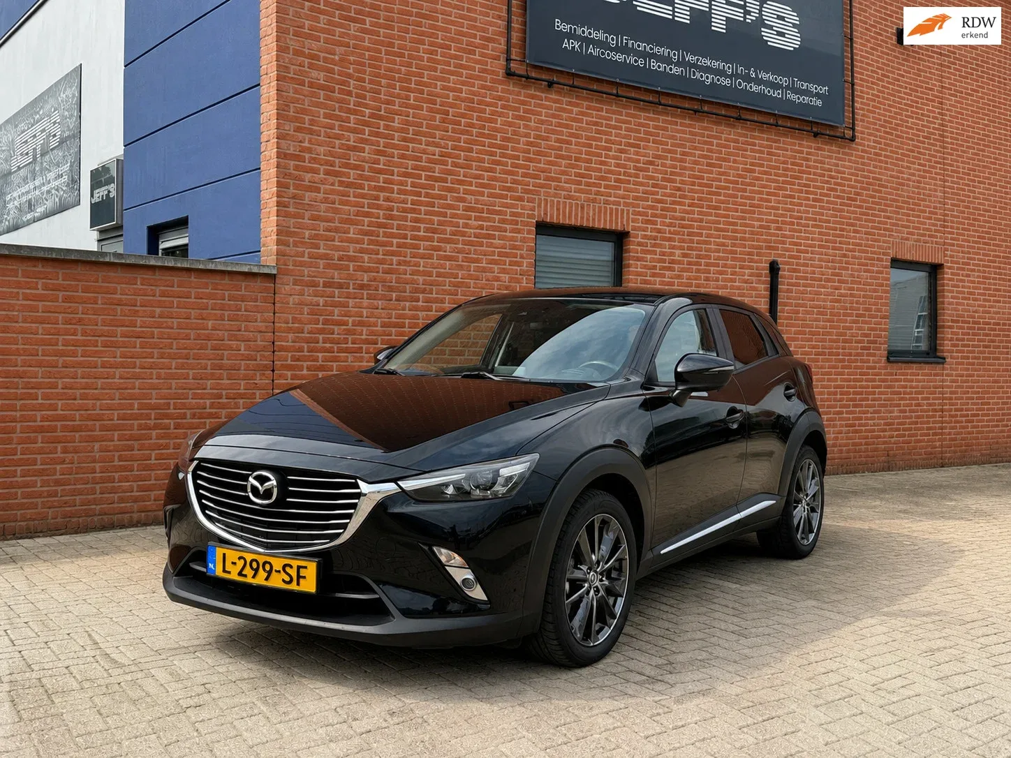 Mazda CX-3 (2018) — foto 1