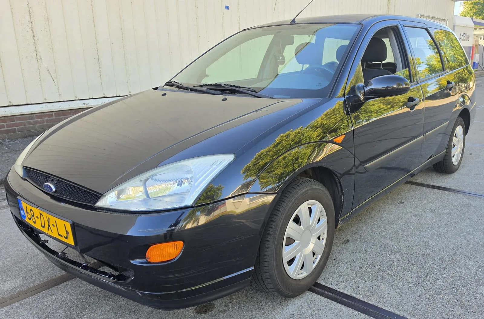 Ford Focus (2000) — foto 1