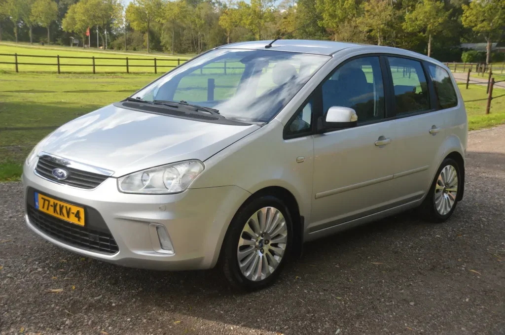 Ford C-Max (2010) — foto 1