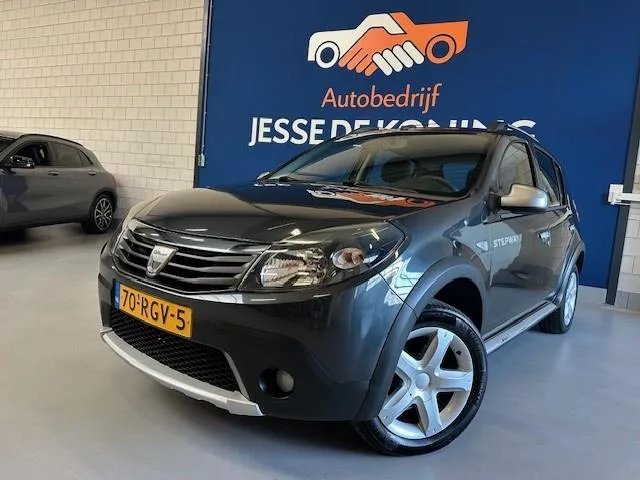 Dacia Sandero (2011) — foto 1