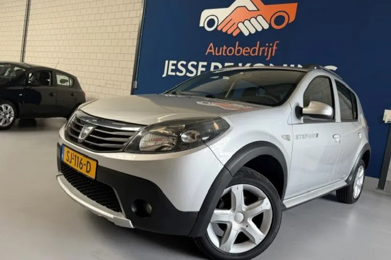 Dacia Sandero (2012)
