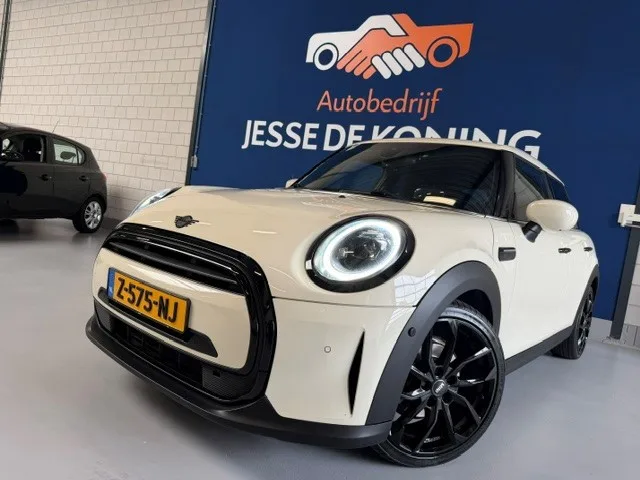MINI One (2021) — foto 1