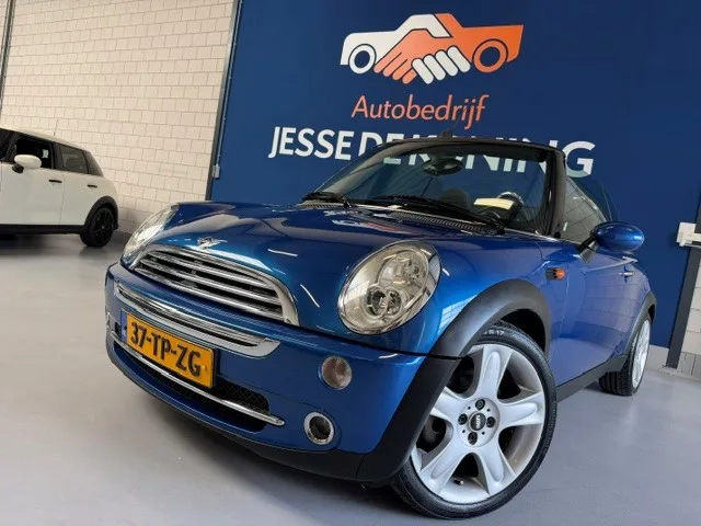 MINI Cabrio (2007) — foto 1