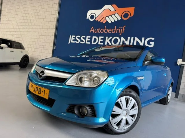Opel Tigra TwinTop (2009) — foto 1