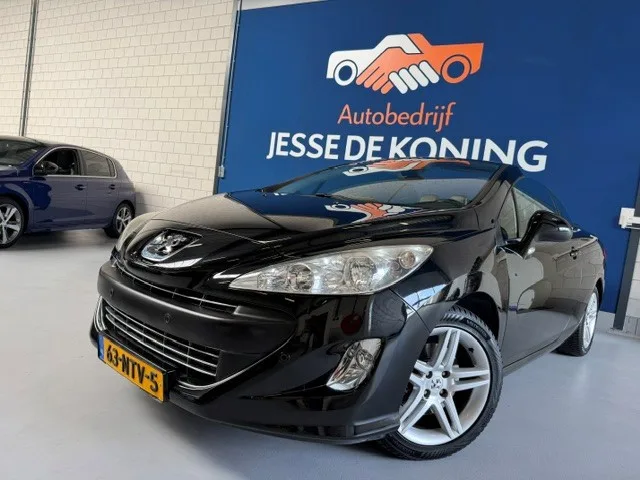 Peugeot 308 (2010) — foto 1