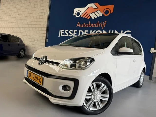 Volkswagen Up! (2018) — foto 1