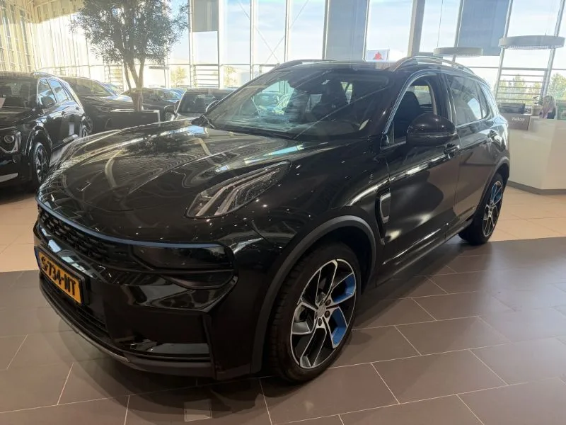 Lynk & Co 01 (2023) — foto 1