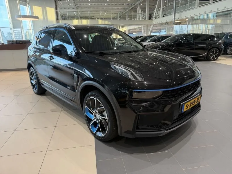 Lynk & Co 01 (2023) — foto 1