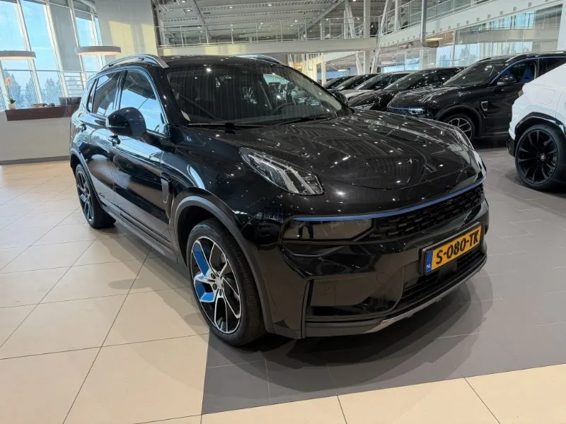 Lynk & Co 01 (2023) — foto 1