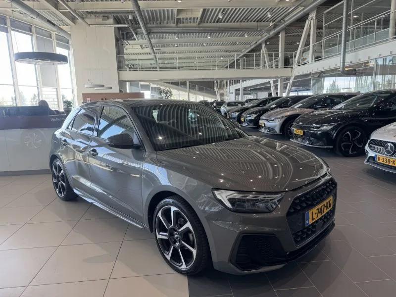 Audi A1 (2021) — foto 1
