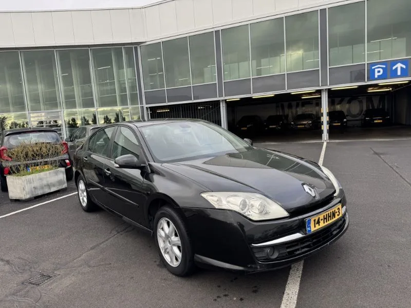 Renault Laguna (2008) — foto 1