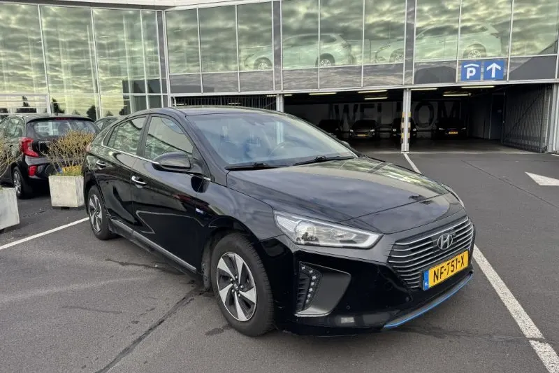 Hyundai Ioniq (2017)
