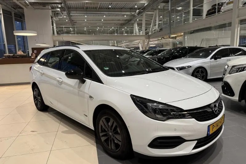 Opel Astra (2022)