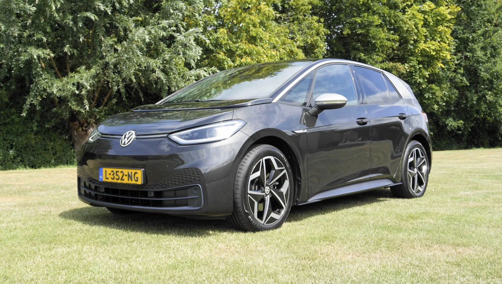 Volkswagen ID.3 (2021) — foto 1