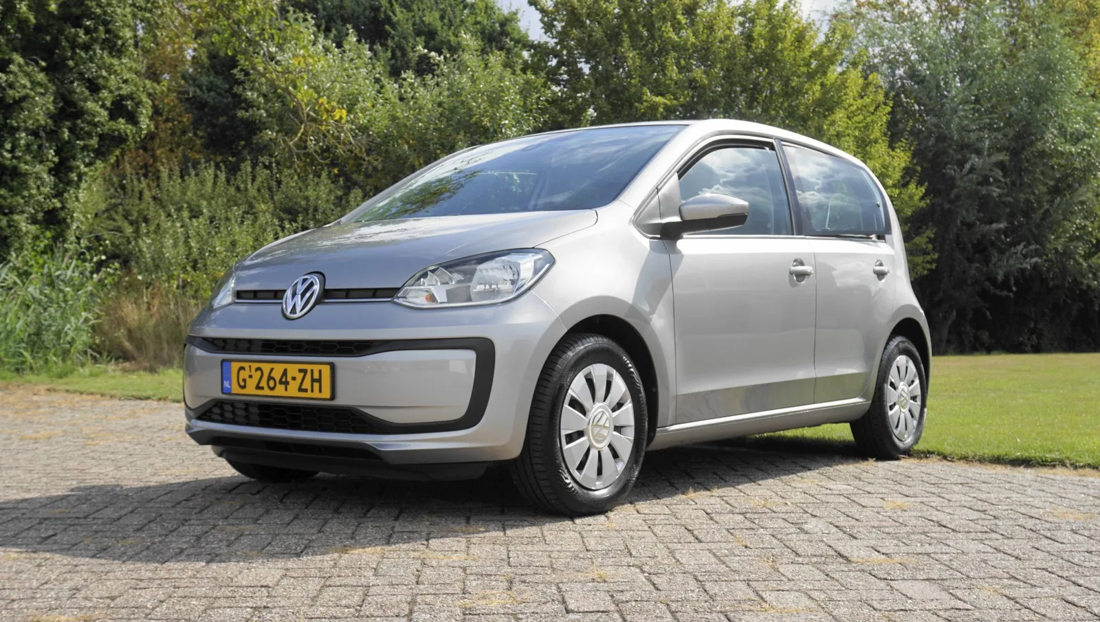 Volkswagen Up! (2020) — foto 1