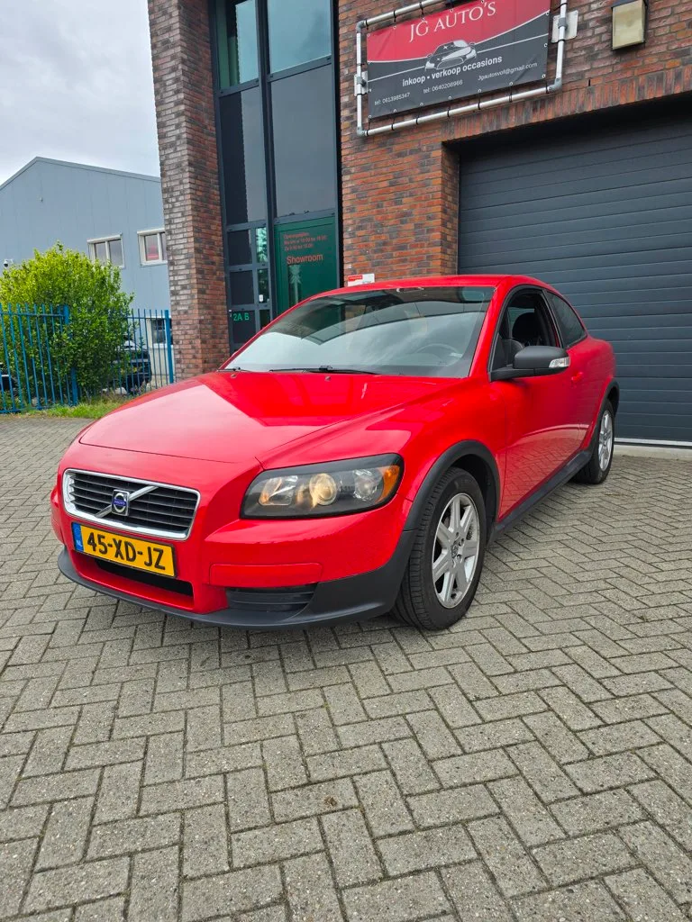 Volvo C30 (2007) — foto 1