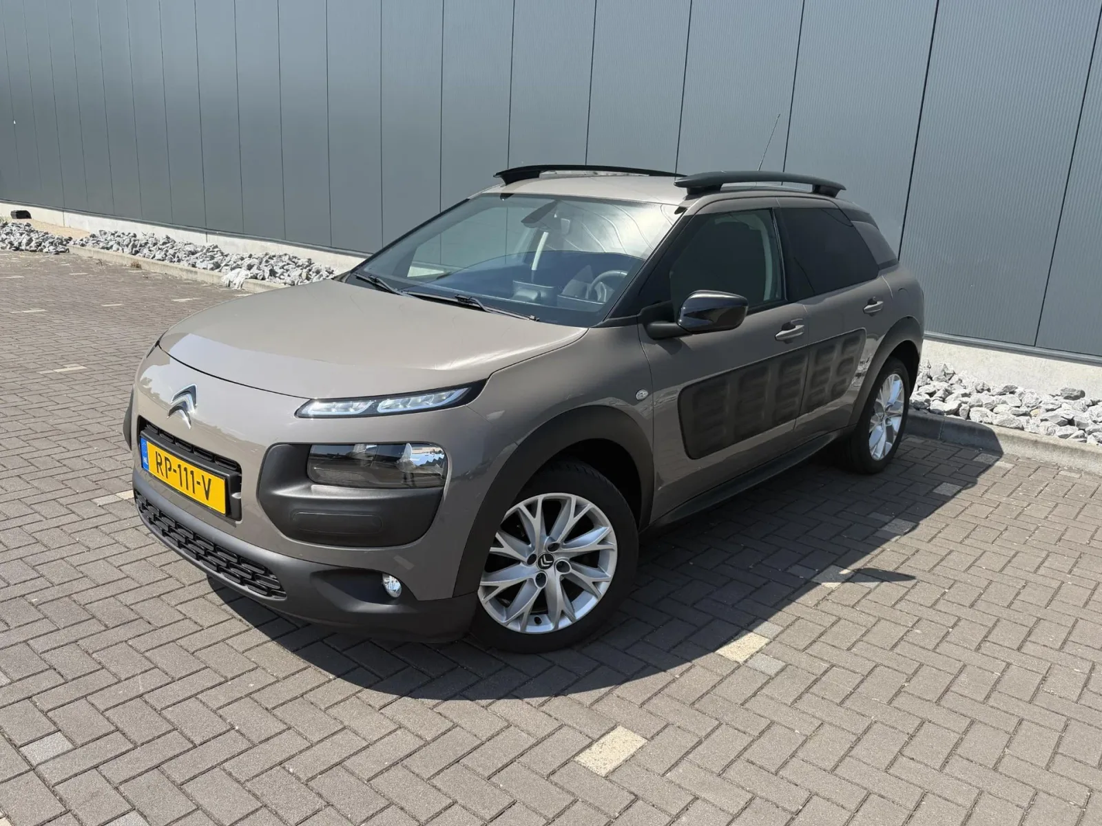 Citroën C4 Cactus (2018) — foto 1