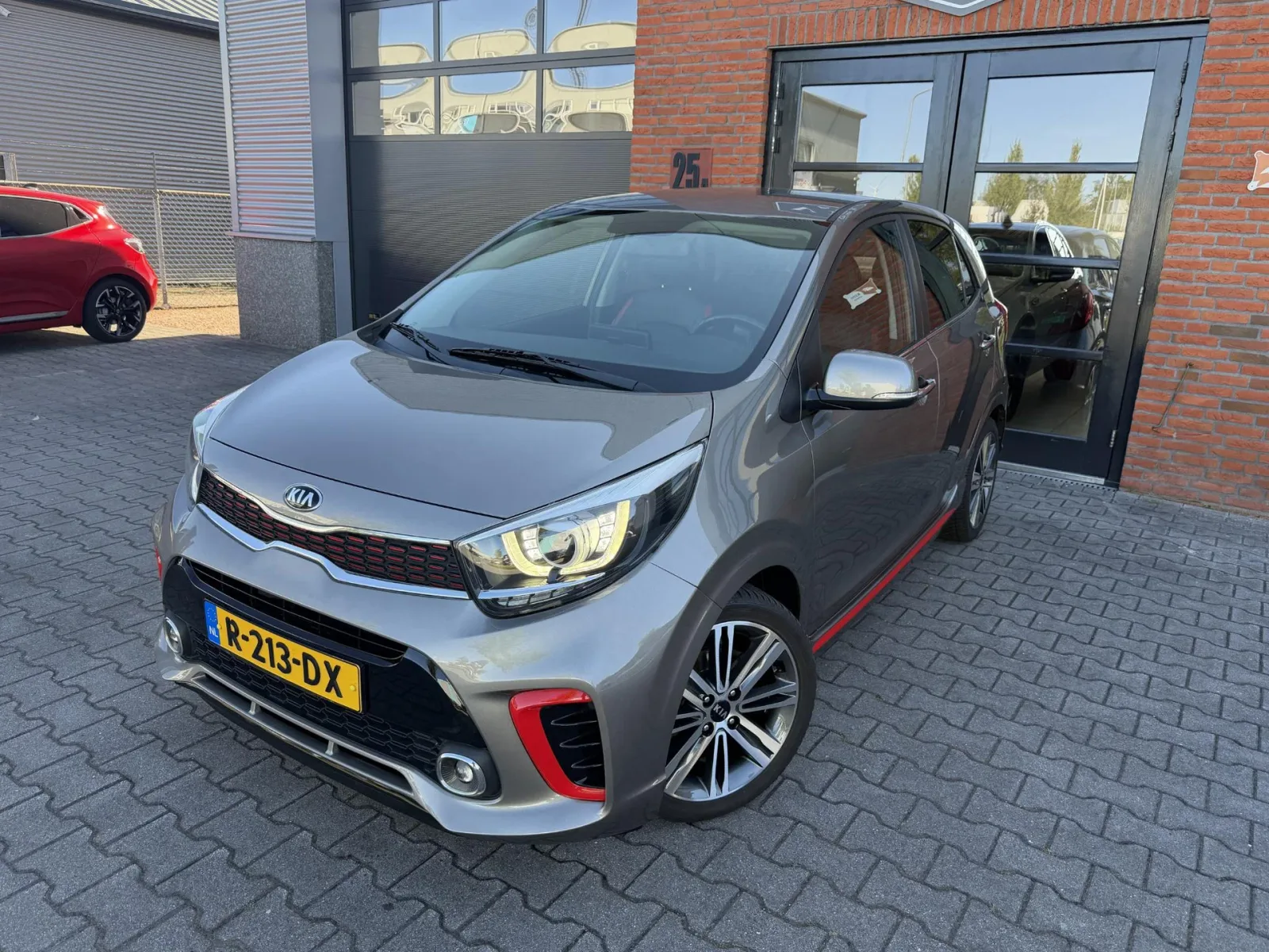 Kia Picanto (2019) — foto 1