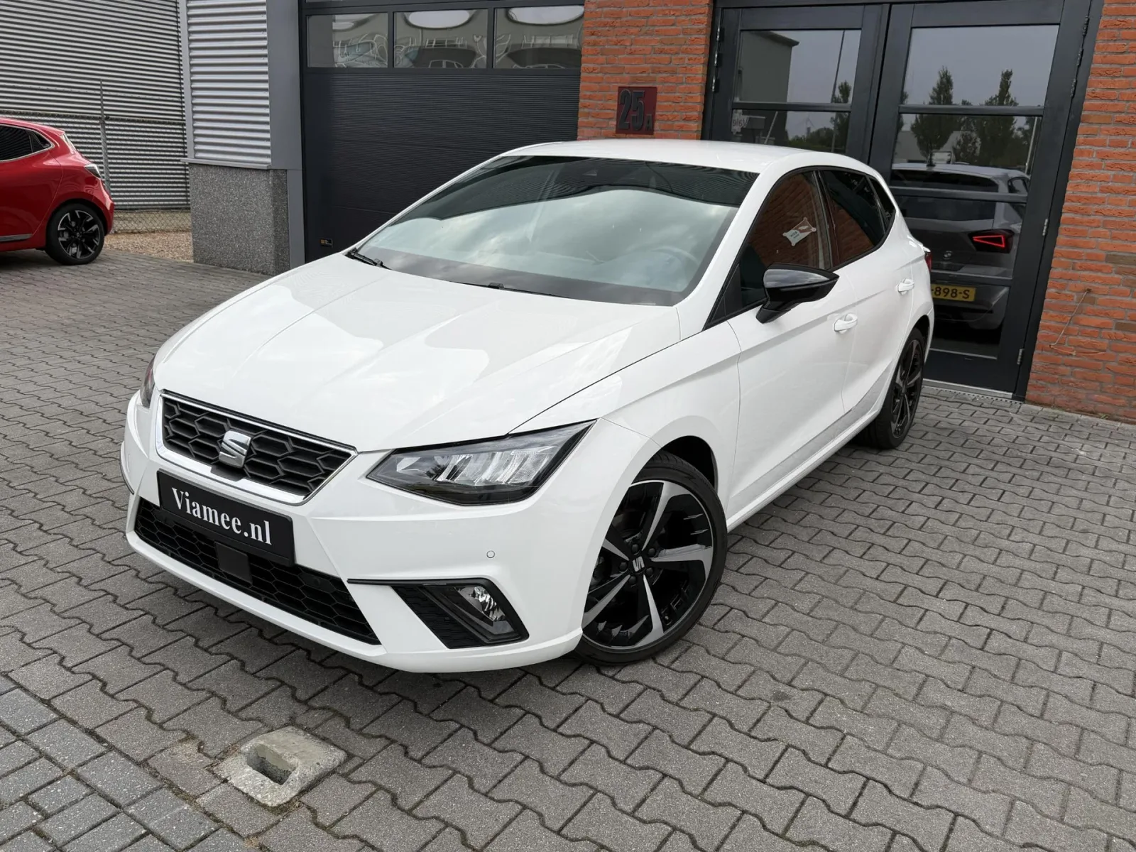SEAT Ibiza (2024) — foto 1
