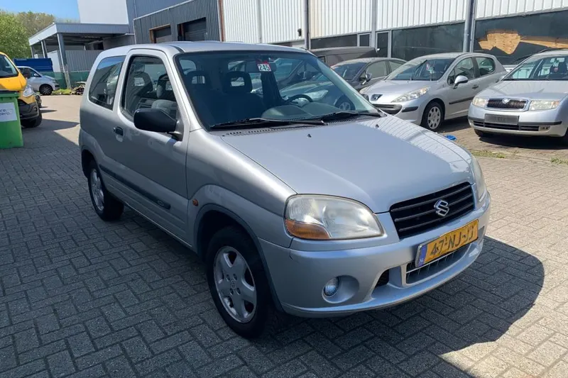 Suzuki Ignis (2003)