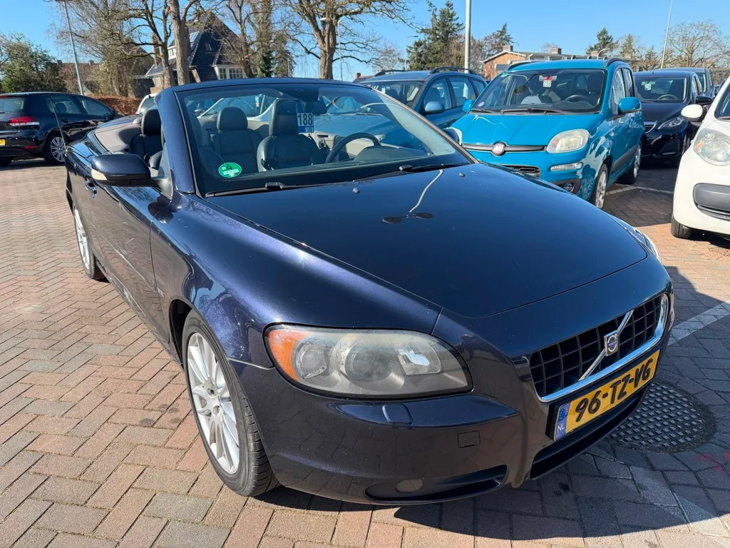 Volvo C70 (2007) — foto 1
