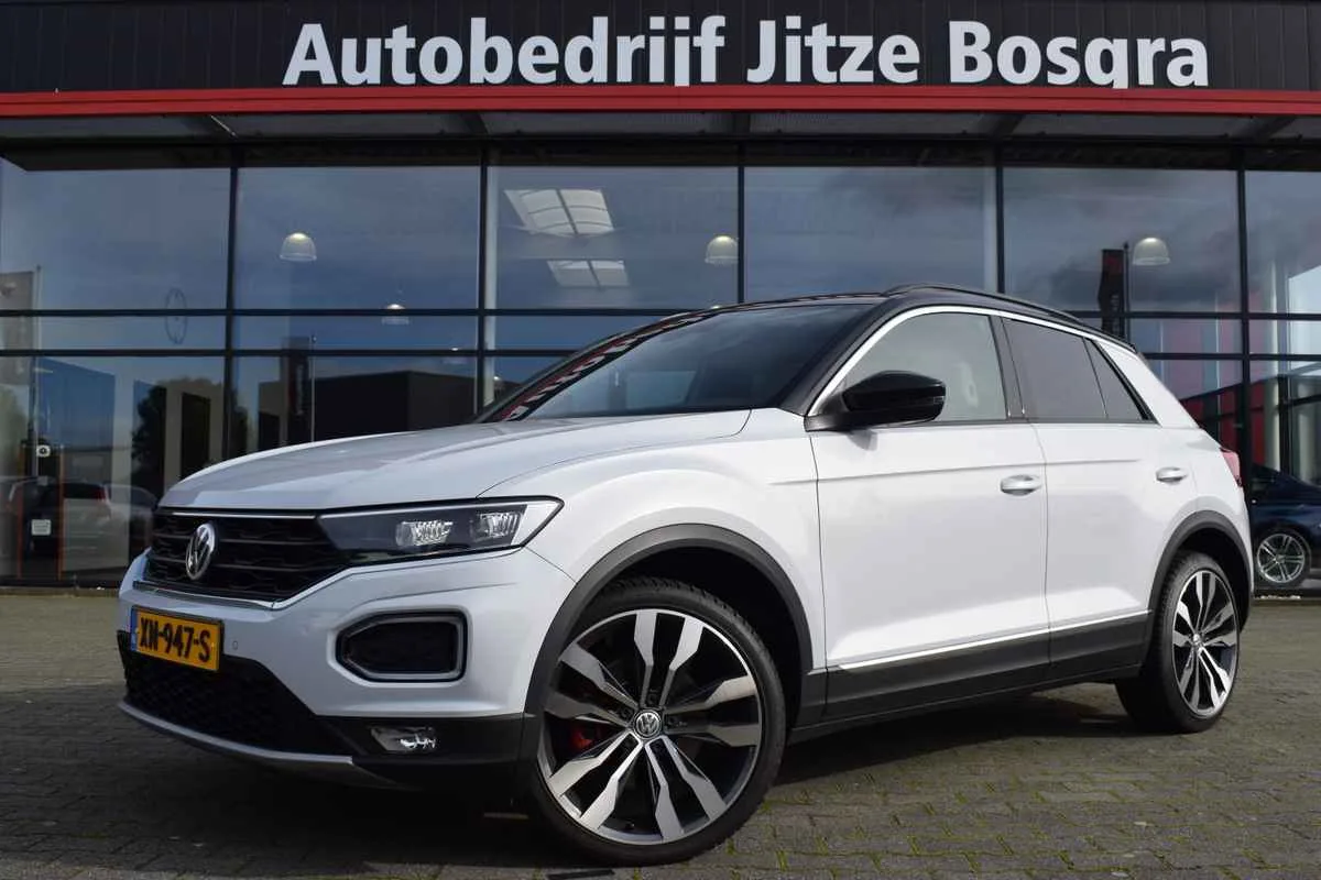 Volkswagen T-Roc (2018) — foto 1