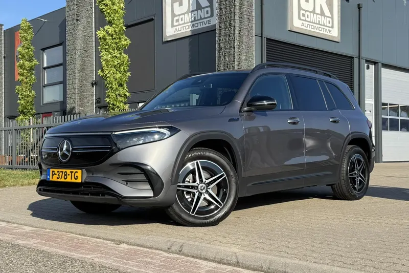 Mercedes-Benz EQB (2022)