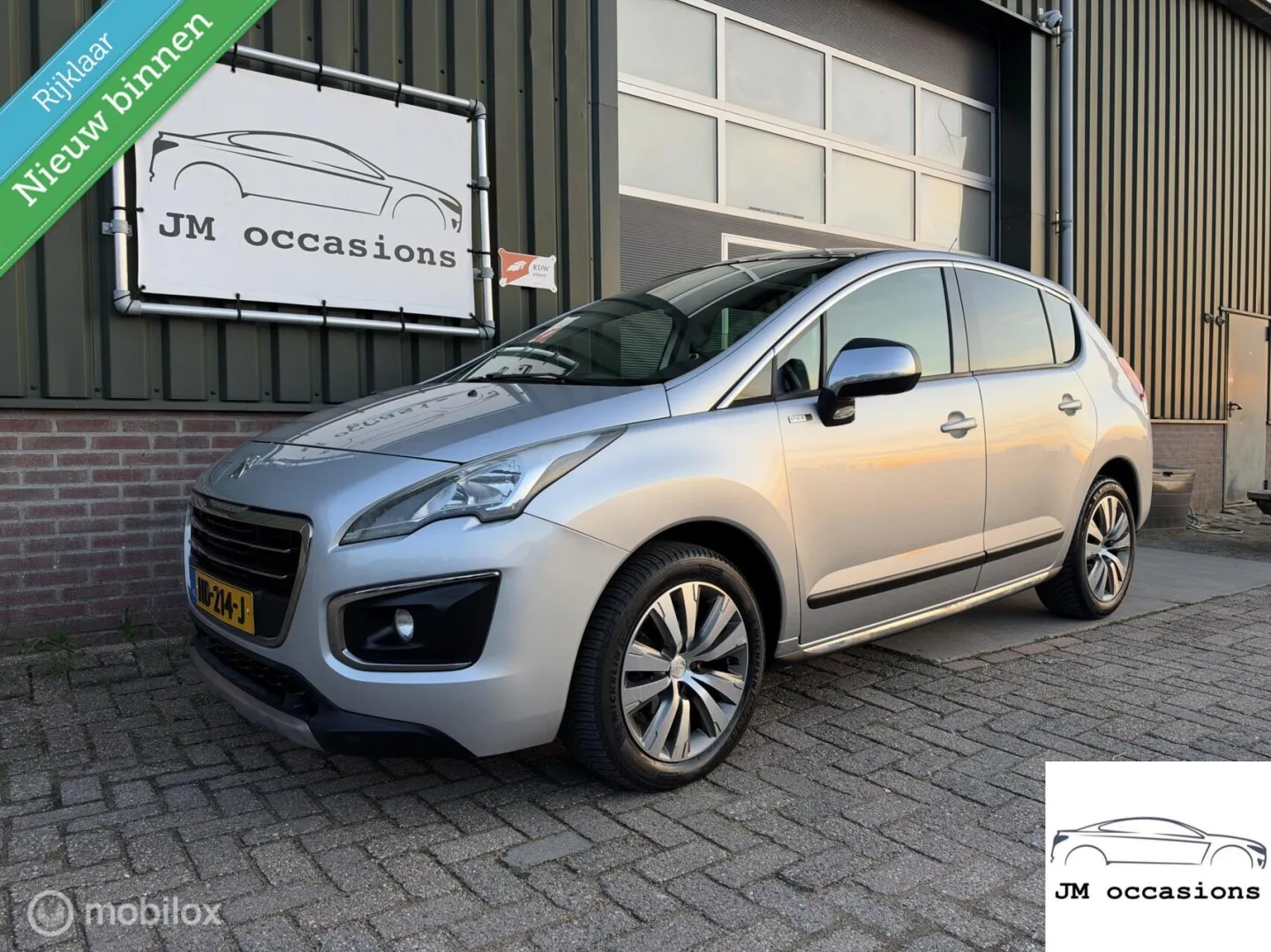 Peugeot 3008 (2015) — foto 1