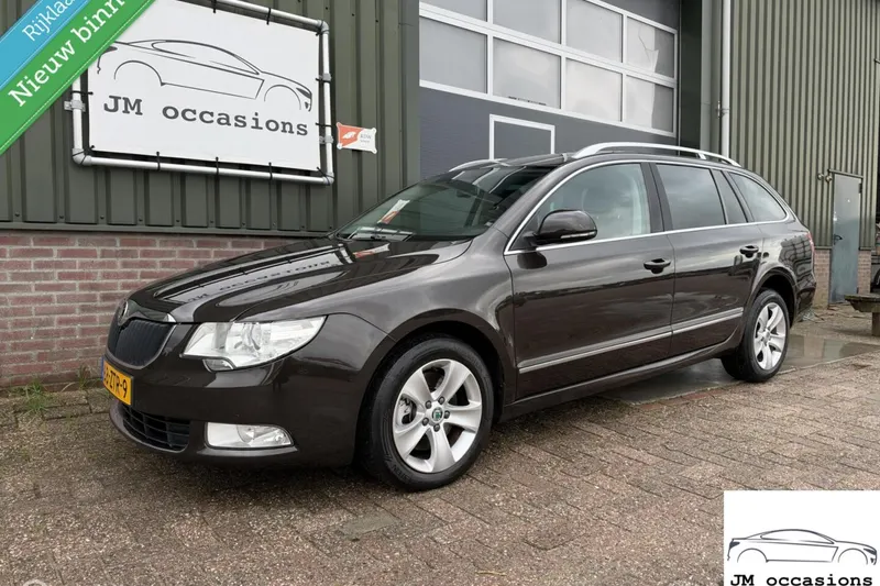 Škoda Superb (2013)
