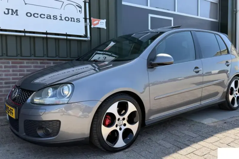 Volkswagen Golf (2006)