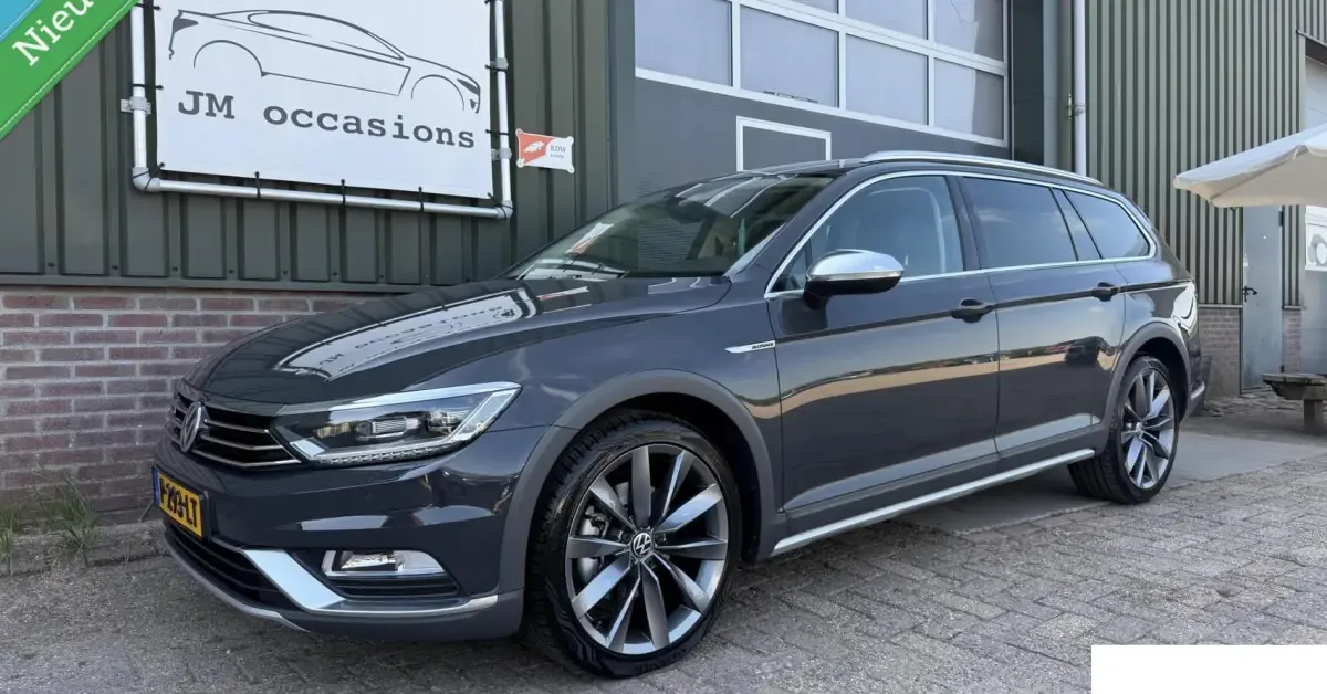 Volkswagen Passat (2016) — foto 1