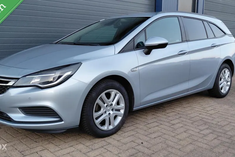 Opel Astra Sports Tourer (2017)