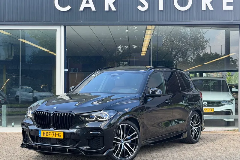 BMW X5 (2022)
