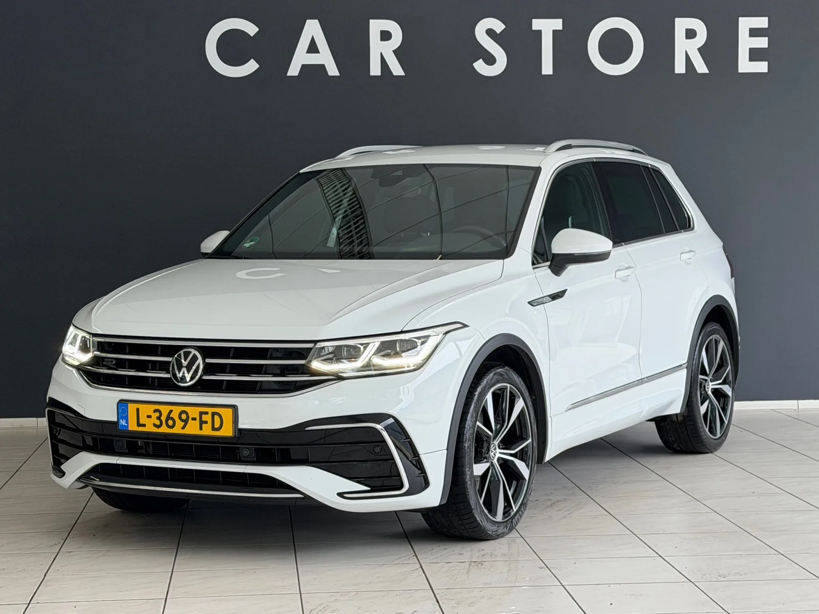 Volkswagen Tiguan (2021) — foto 1