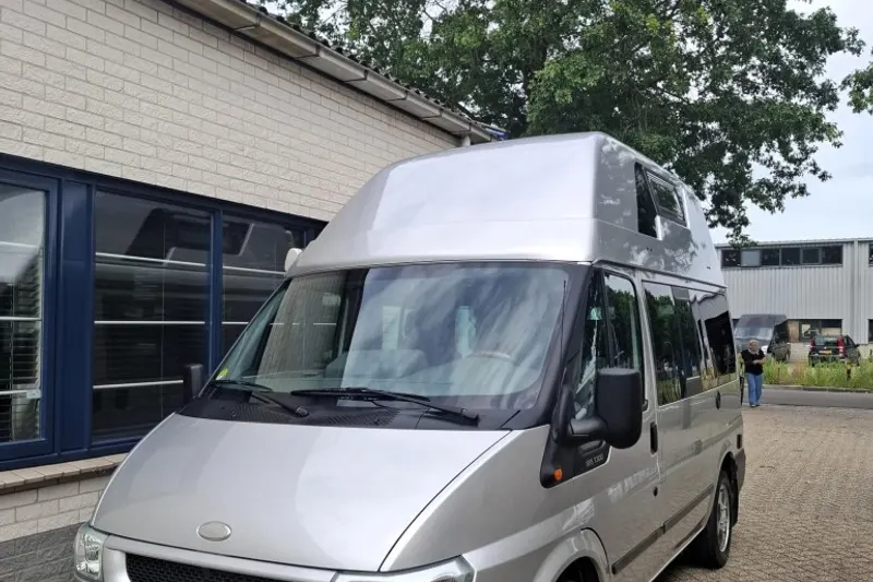 Ford Transit (2003)