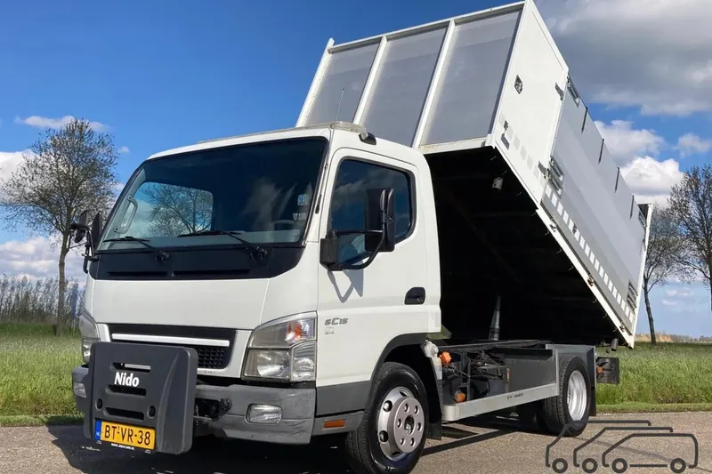 Mitsubishi Canter (2008)