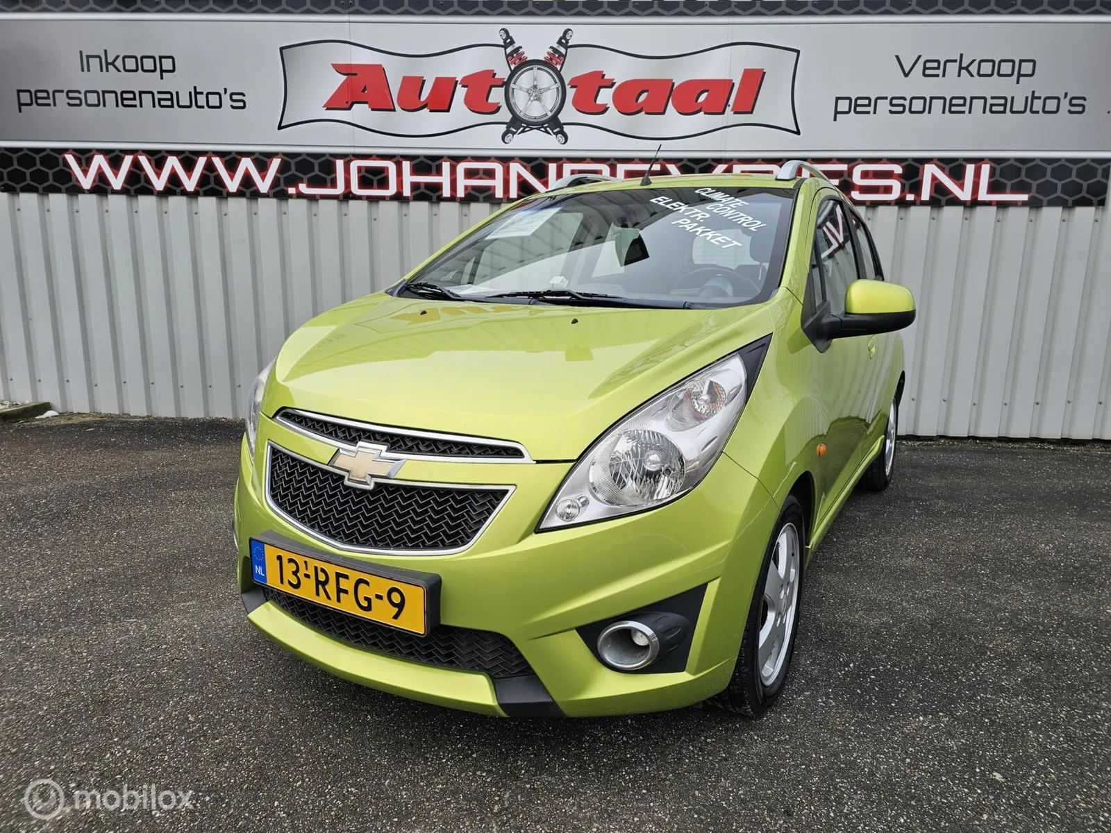 Chevrolet Spark (2011) — foto 1