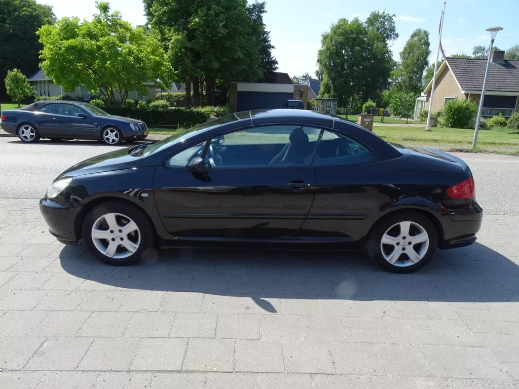 Peugeot 307 (2004) — foto 1