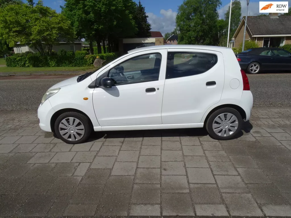 Suzuki Alto (2011) — foto 1