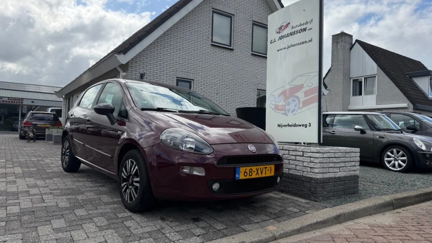 Fiat Punto (2012) — foto 1