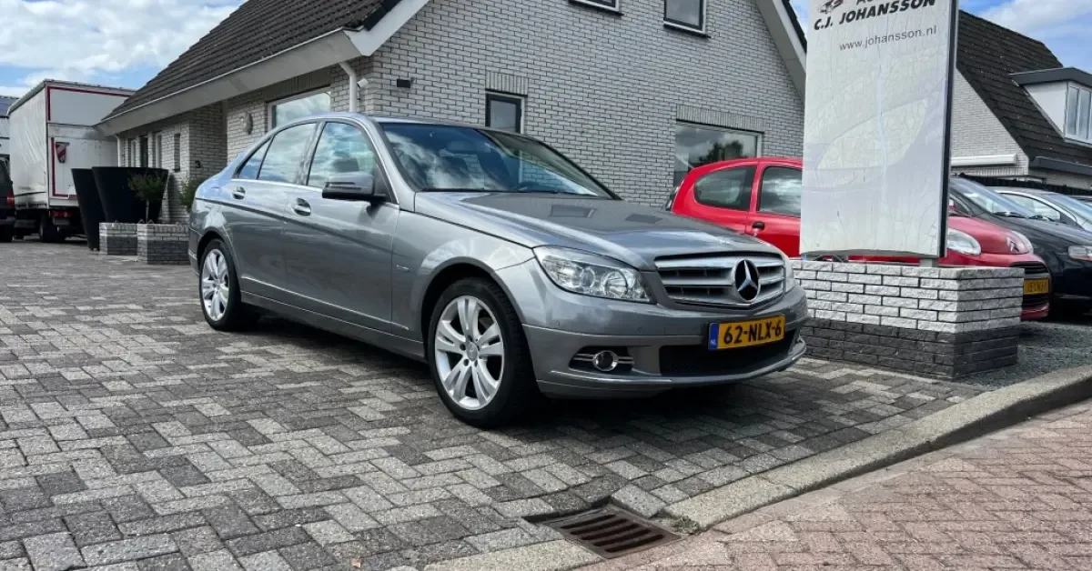 Mercedes-Benz C-Klasse (2010) — foto 1
