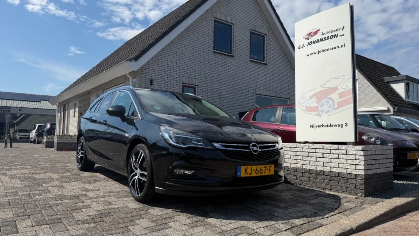 Opel Astra (2016) — foto 1