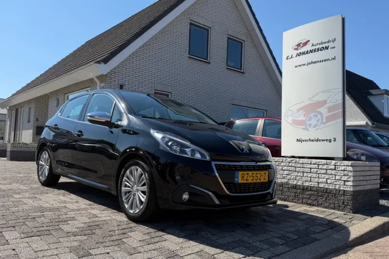 Peugeot 208 (2018)